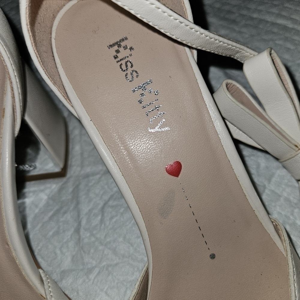 Kiss Kitty Formal Shoes Girl's Size 1.5 - Picture 5 of 14